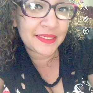 Meet your Posher, Rebecca